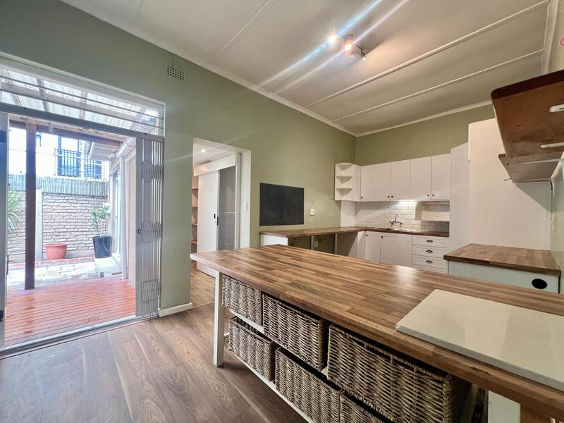 To Let 3 Bedroom Property for Rent in Claremont Western Cape